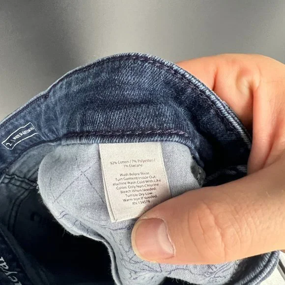 Vineyard Vines - Size 2 - Blue Skinny Jeans - Picture 9 of 9